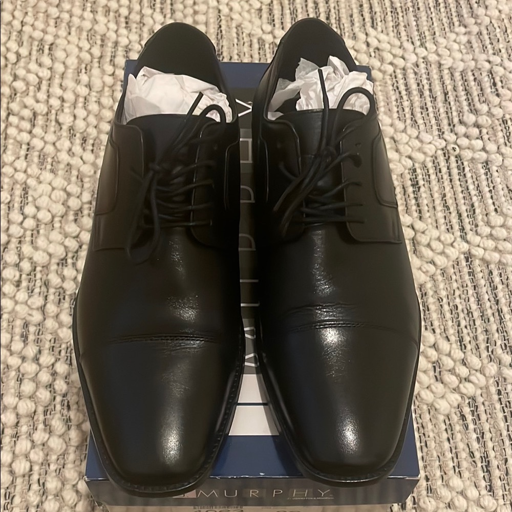 Johnston & Murphy Black Leather Oxford Shoes
